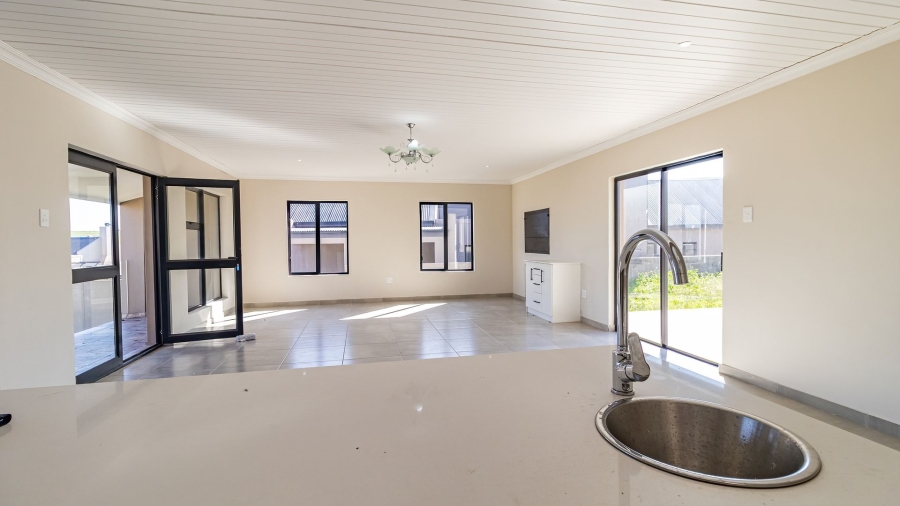 3 Bedroom Property for Sale in Vredenburg Western Cape